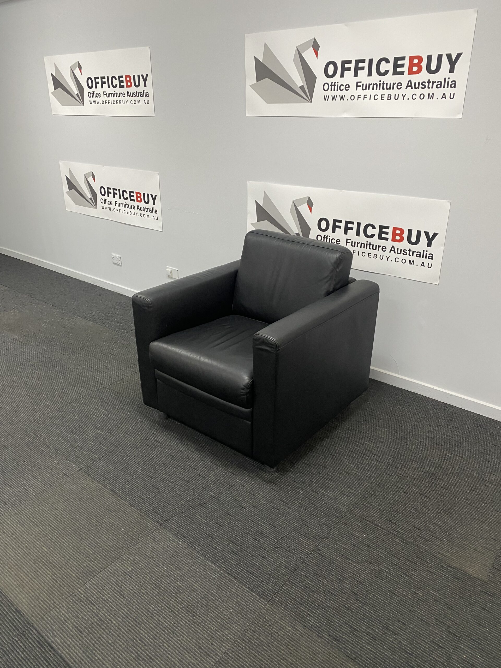 Second Hand Tub Chair/Armchair/Single SofaBlack LeatherA Set of Two